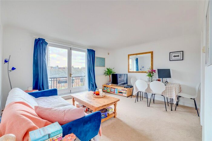 1 Bedroom Flat To Rent In Marryat Square, Wyfold Road, London, SW6