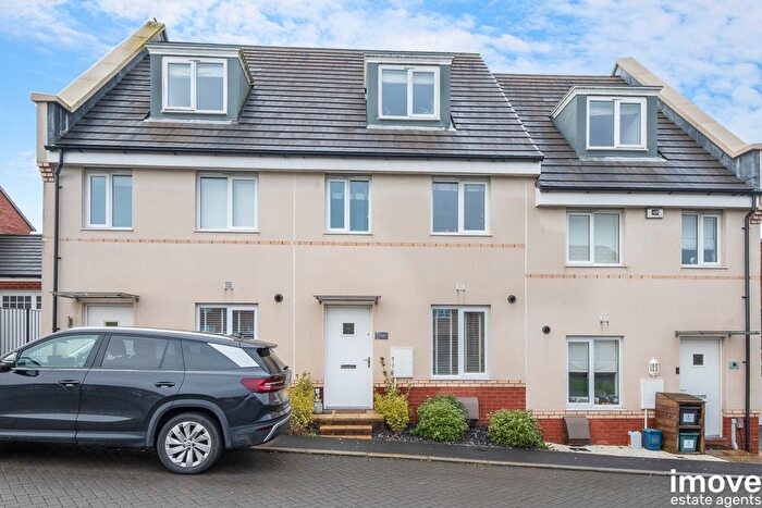 3 Bedroom Terraced House For Sale In Chicory Close, Newton Abbot, TQ12