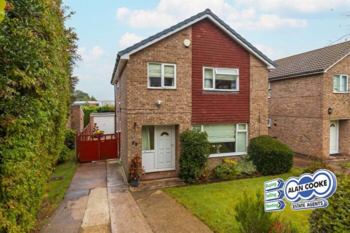 4 Bedroom Detached House For Sale In Wentworth Crescent, Alwoodley, LS17