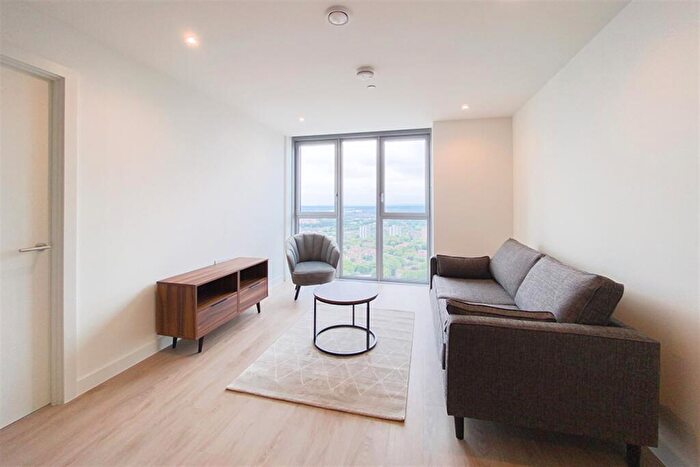 2 Bedroom Apartment To Rent In Riverview, M3