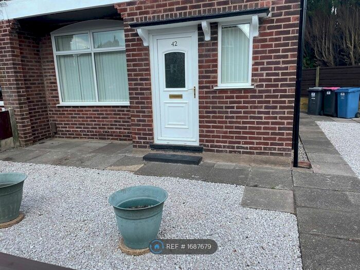 3 Bedroom Semi-Detached House To Rent In Silver Street, Irlam, Manchester, M44