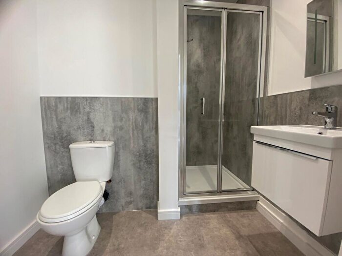 2 Bedroom Apartment To Rent In Knightsbridge Court, Chesterfield, S40