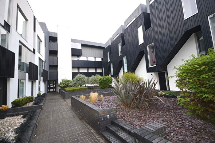 1 Bedroom Flat To Rent In Cemetery Road, Sheffield, South Yorkshire, S11