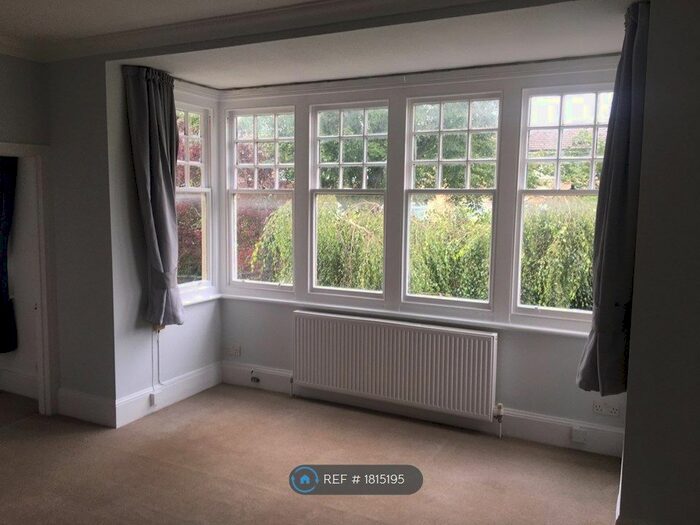 1 Bedroom Flat To Rent In Camborne Road, Sutton, SM2