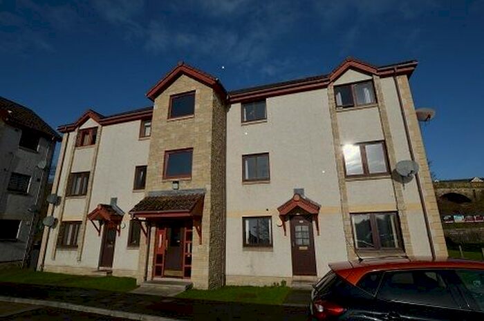 2 Bedroom Flat To Rent In Bothwell Court, Dunfermline, KY11