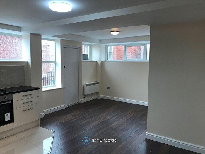 Studio To Rent In Church Street, Tamworth, B79