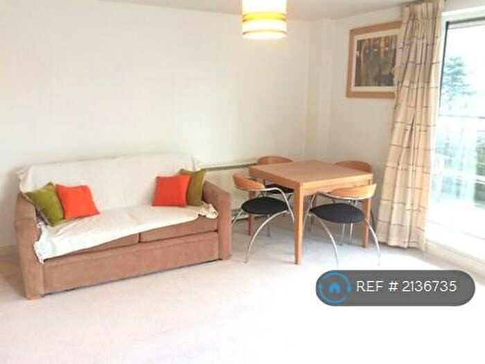 1 Bedroom Flat To Rent In Glaisher Street, London, SE8