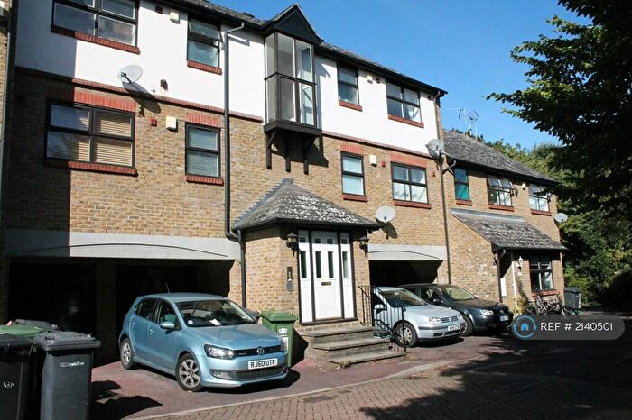 1 Bedroom Flat To Rent In Brockley, London, SE4