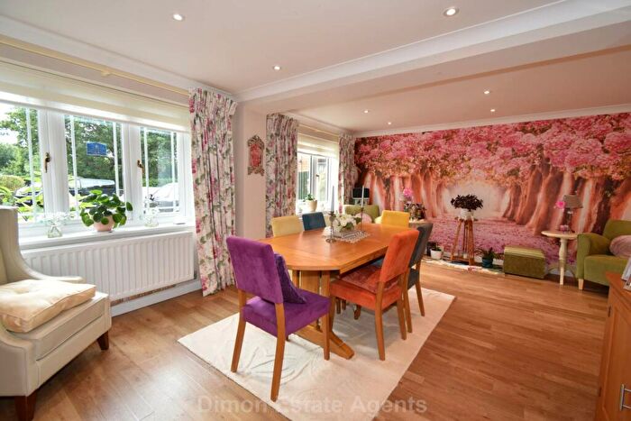 5 Bedroom Detached House For Sale In Orwell Close, Priddy`s Hard, PO12
