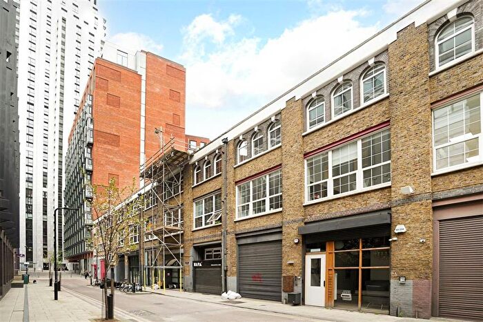1 Bedroom Flat To Rent In Corsham Street, Old Street, N1