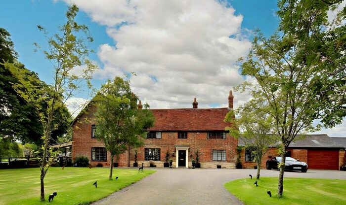 6 Bedroom Detached House For Sale In Whitchurch, HP22