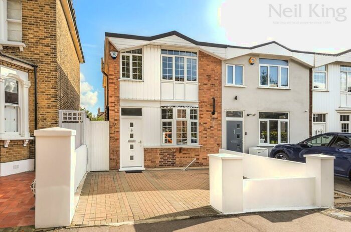 2 Bedroom Terraced House To Rent In Lansdowne Villas, Lansdowne Road, South Woodford, London, E18