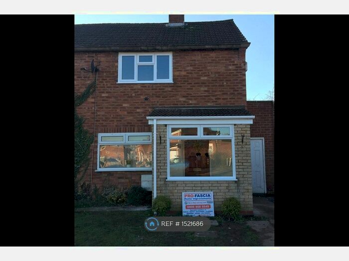 2 Bedroom Semi-Detached House To Rent In Cobham Close, Bromsgrove, B60