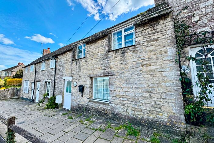 3 Bedroom Terraced House For Sale In High Street, Swanage, BH19