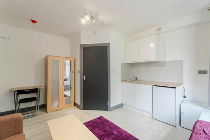 Studio To Rent In Dollis Hill Lane, Dollis Hill, London, NW2