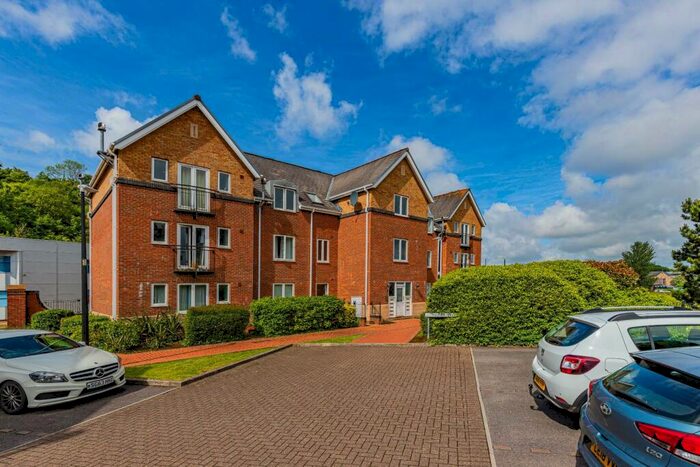 1 Bedroom Apartment To Rent In The Landings, Penarth, CF64