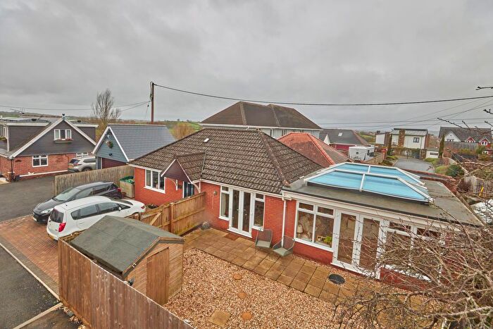 2 Bedroom Detached Bungalow For Sale In London Road, Rockbeare, EX5