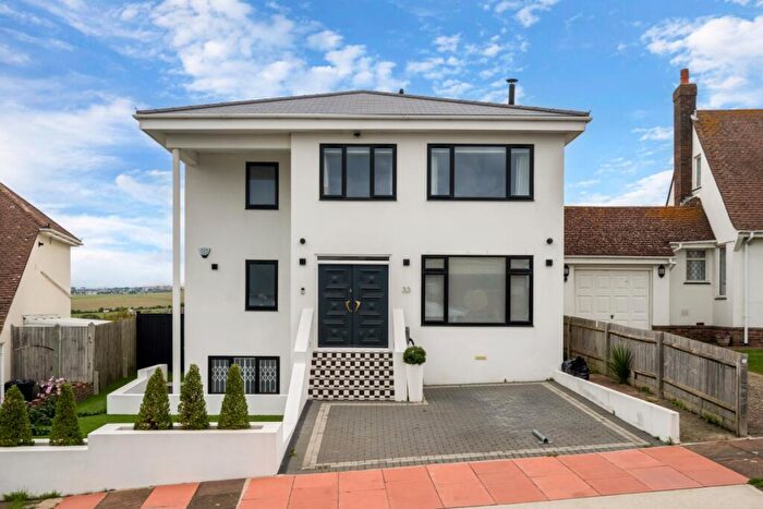 3 Bedroom Detached House To Rent In Grand Crescent Rottingdean, BN2