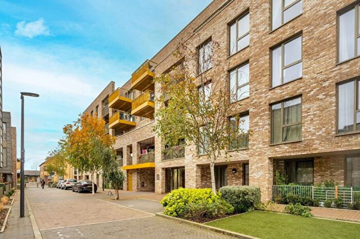2 Bedroom Flat For Sale In Albion Way, London, E6