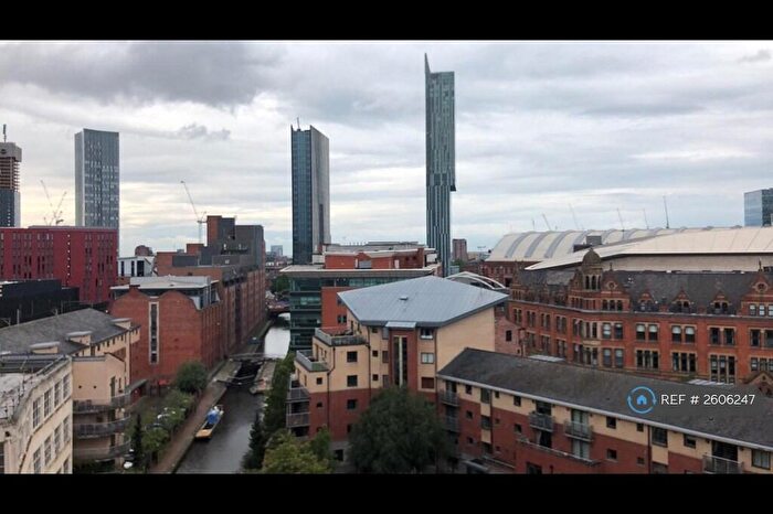 2 Bedroom Flat To Rent In The Lock Building, Manchester, M1