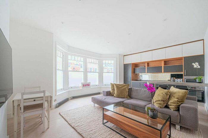 1 Bedroom Flat To Rent In Gondar Mansions, West Hampstead, London, NW6