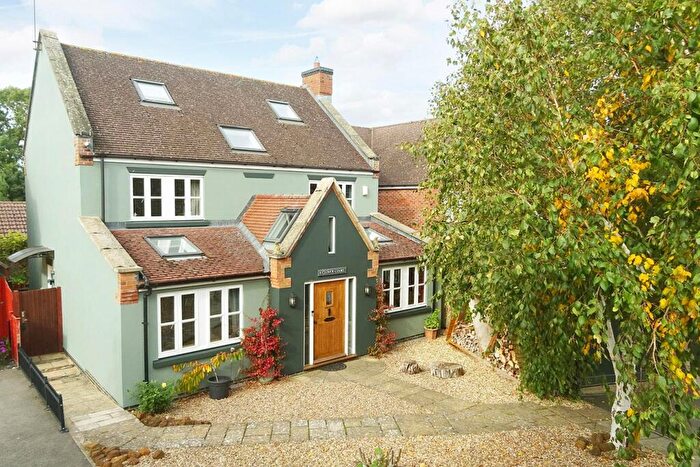 5 Bedroom Detached House For Sale In Glover Court, Middleton, Market Harborough, LE16