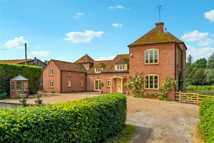 4 Bedroom Detached House To Rent In Adwell, Thame, Oxfordshire, OX9