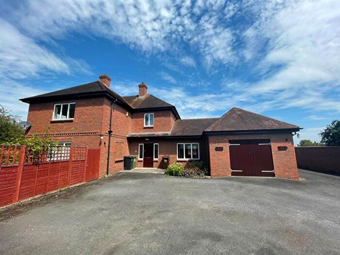 4 Bedroom Property To Rent In Vowles Close, Hereford, HR4