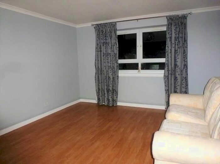 2 Bedroom Flat To Rent In Hill Street, Kilmarnock, KA3
