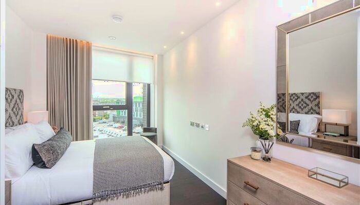 2 Bedroom Apartment To Rent In Charles Clowes Walk, London, SW11
