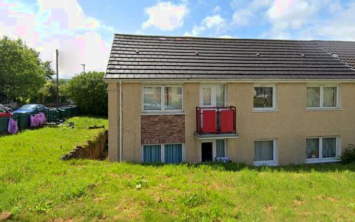 2 Bedroom House To Rent In Bardsey Avenue, Blaenymaes, Swansea, SA5
