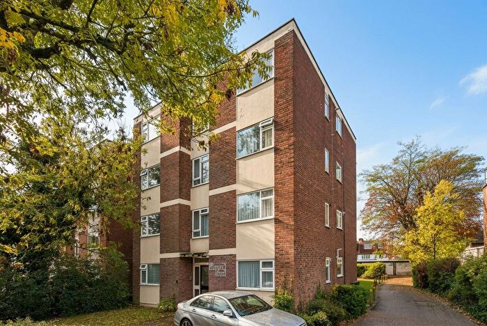 1 Bedroom Flat To Rent In Torrington Park, North Finchley, London, N12