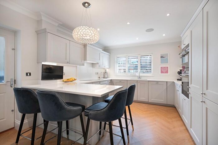 5 Bedroom Detached House For Sale In Hayley Green, Warfield, Bracknell, Berkshire, RG42
