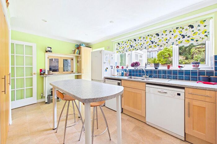 4 Bedroom Bungalow For Sale In Link Rise, Corfe Mullen, Wimborne, Dorset, BH21 - Photo 2