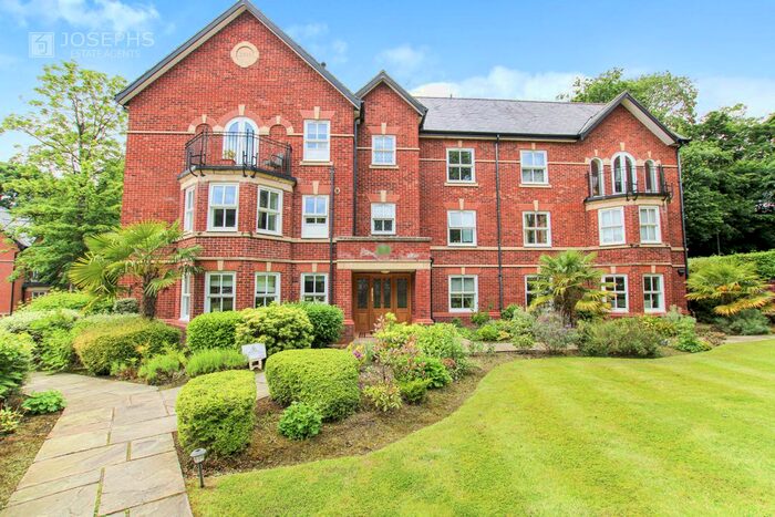 2 Bedroom Flat To Rent In Clevelands Drive, Bolton, BL1