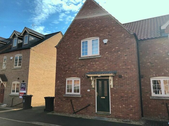 3 Bedroom Semi-Detached House To Rent In King Henry Chase, Bretton, Peterborough, PE3
