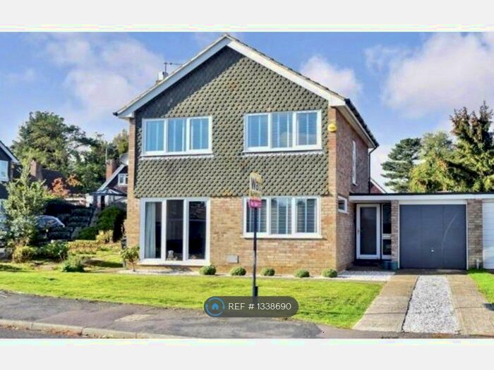 4 Bedroom Detached House To Rent In Amherst Close, Maidstone, ME16