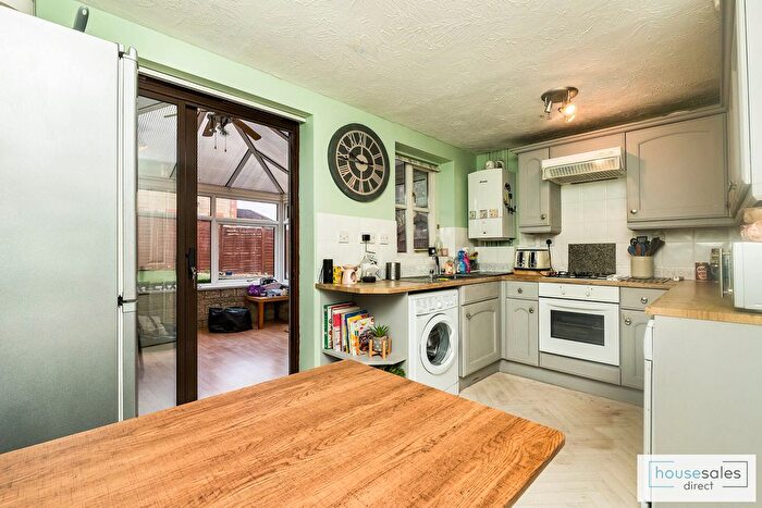 3 Bedroom End Of Terrace House For Sale In New Walk Hanham, Bristol, BS15