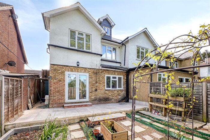 4 Bedroom End Terrace House For Sale In Lindsay Road, Worcester Park, KT4