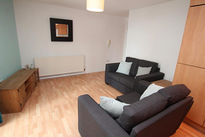 2 Bedroom Apartment To Rent In Waterfront Plaza, Nottingham, NG2