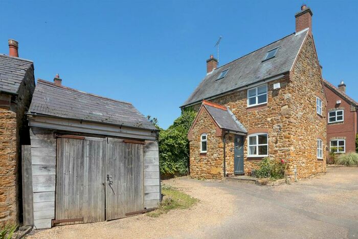 4 Bedroom Cottage For Sale In Main Street, Wilbarston, Leicestershire, LE16