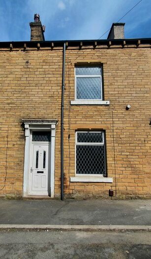 2 Bedroom Terraced House To Rent In Howard Street, Halifax, West Yorkshire, HX1