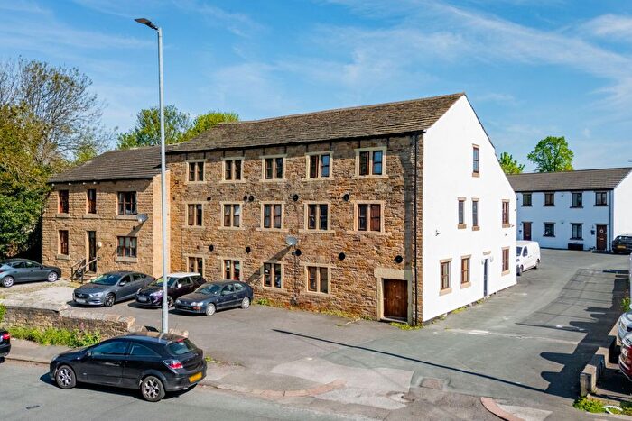 2 Bedroom Flat To Rent In The Mill, Dewsbury Road, Ossett, WF5