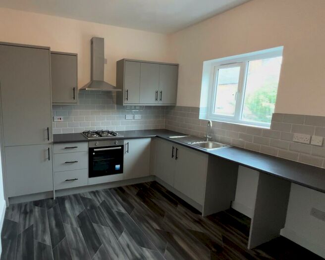 3 Bedroom Apartment To Rent In Stoney Stanton Road, CV6
