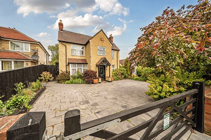 5 Bedroom Detached House For Sale In Stallpits Road, Shrivenham, Oxfordshire, SN6