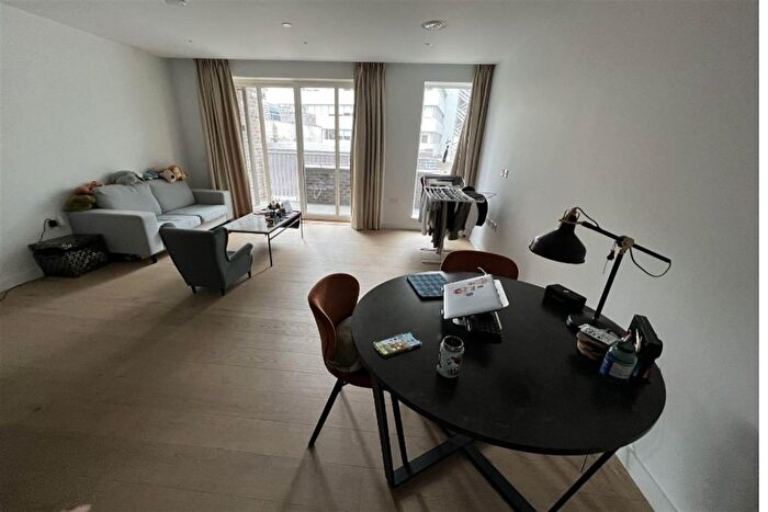 1 Bedroom Flat To Rent In Dorset House, Mount Pleasant, WC1X