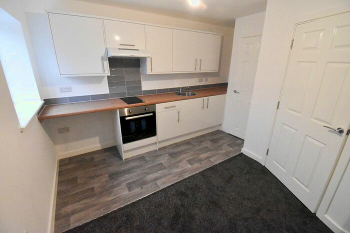 1 Bedroom Flat To Rent In Patchwork Row, Shirebrook, Mansfield, NG20