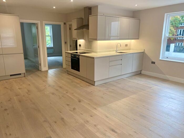 2 Bedroom Flat To Rent In Chalvey Park, Slough, SL1