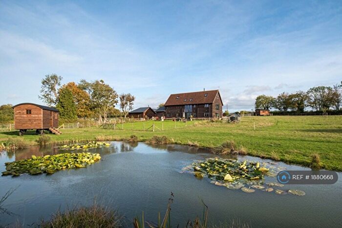 4 Bedroom Detached House To Rent In Markyate, St Albans, AL3