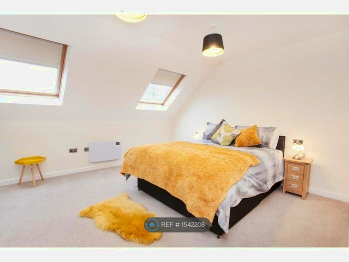 2 Bedroom Flat To Rent In Monument Close, York, YO24